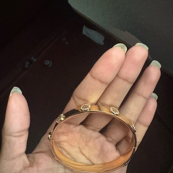Tory Burch Elegant Gold and diamond Bangle - Picture 3 of 11